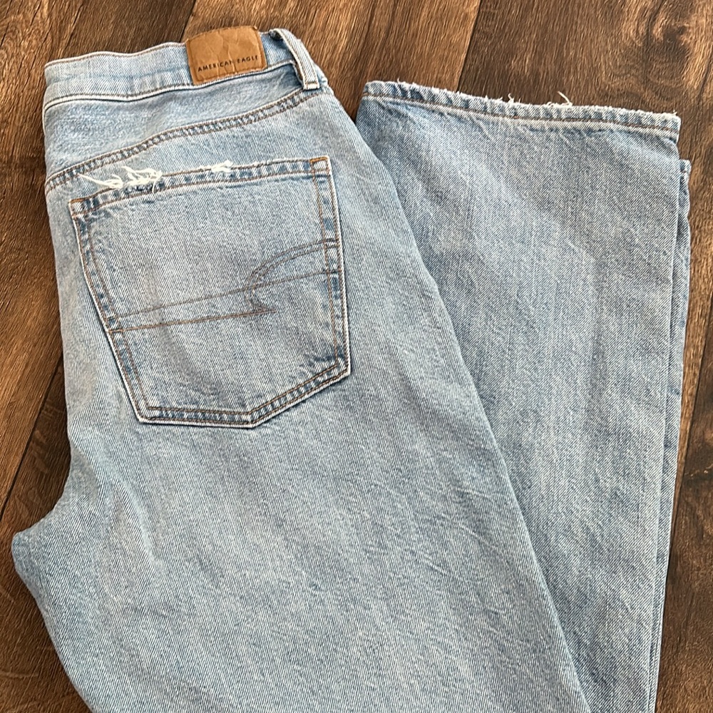Size 6 American eagle jeans